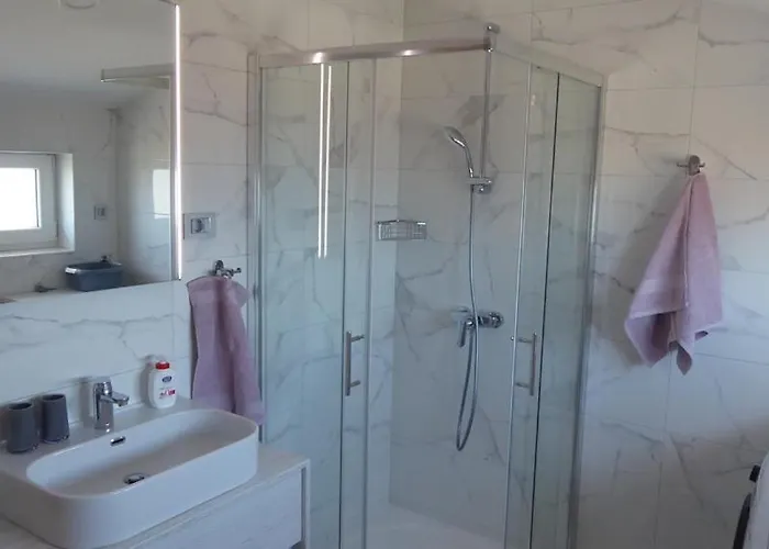 In With Sea View, Balcony, Air Conditioning, Wifi 4973-1 Crikvenica