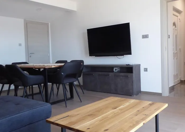 In With Sea View, Balcony, Air Conditioning, Wifi 4973-1 Crikvenica