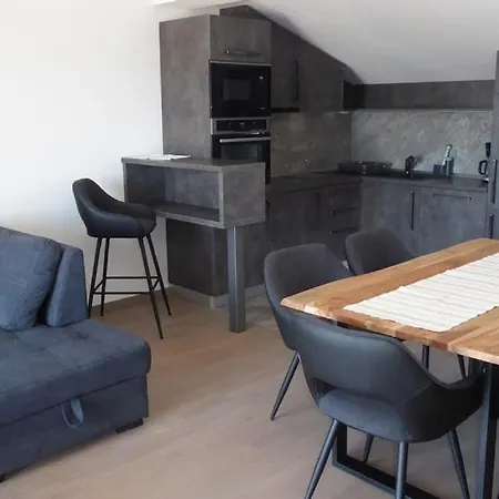 In With Sea View, Balcony, Air Conditioning, Wifi 4973-1 * 크리크베니카