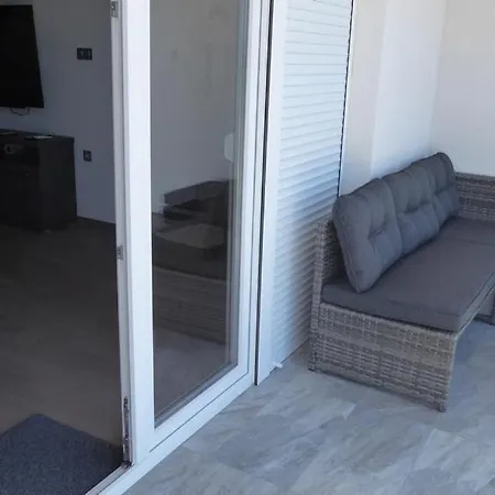 In With Sea View, Balcony, Air Conditioning, Wifi 4973-1 *