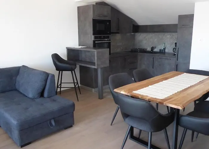In With Sea View, Balcony, Air Conditioning, Wifi 4973-1 * Crikvenica
